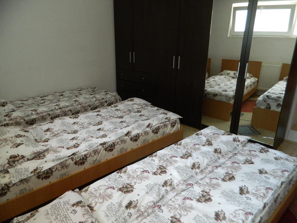 Hotel Cazare Vio Cluj-Napoca Zimmer foto